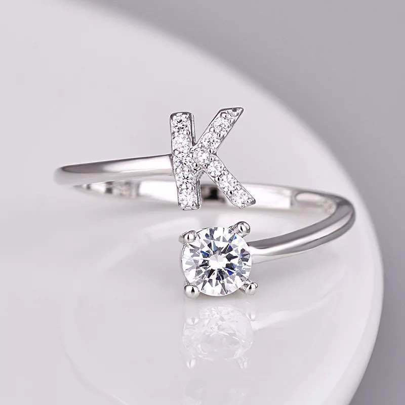 Bague lettre initiale réglable