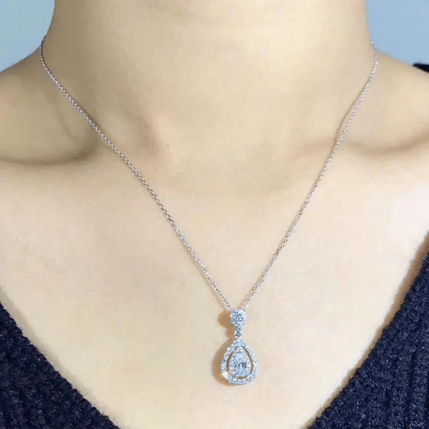 Collier pendentif larme Charlotte