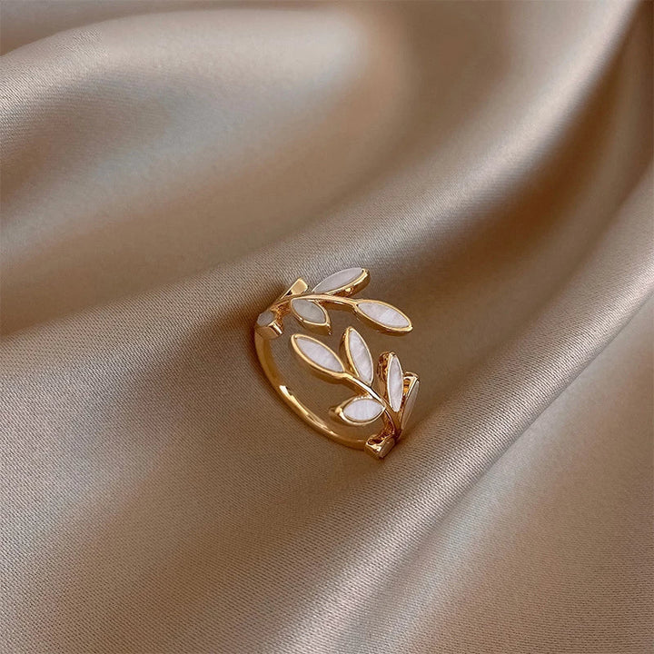 Bague feuille élégante