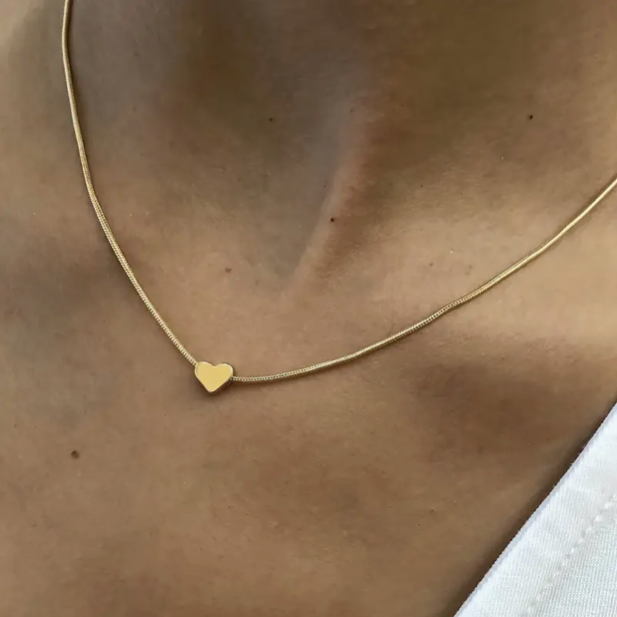 Mini collier cœur doré