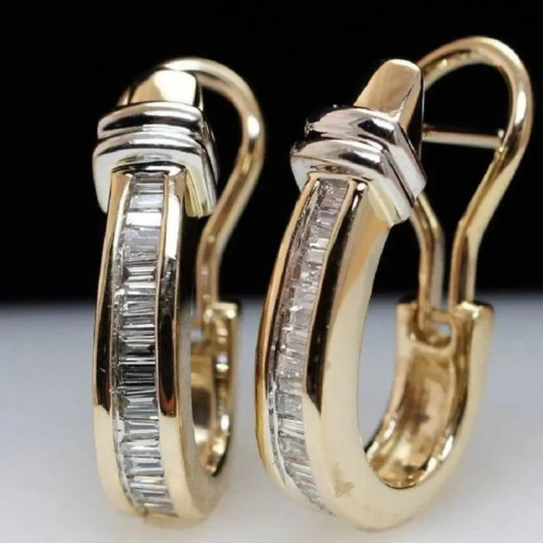 Boucles d'oreilles dorées et diamant vintage