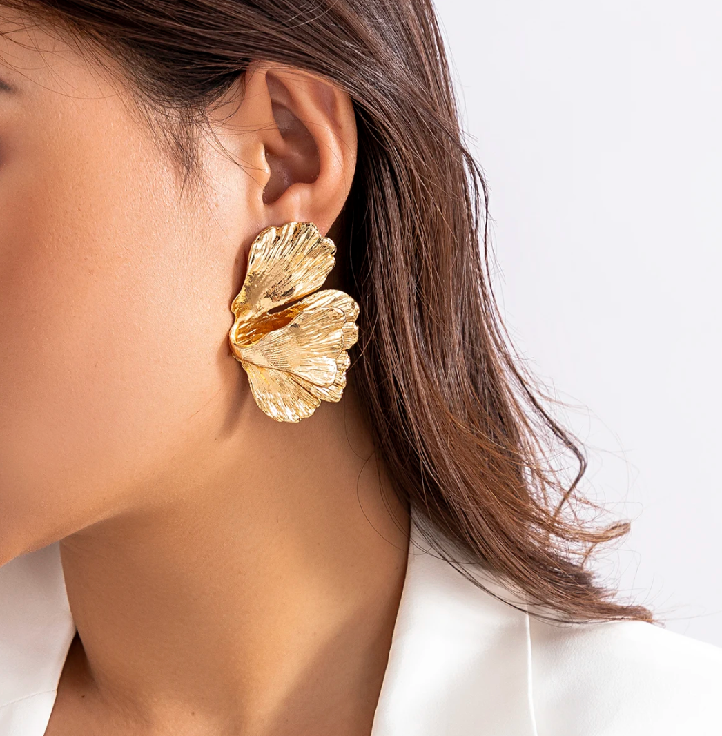 Boucles d'oreilles demi-feuille Ginkgo Biloba dorées