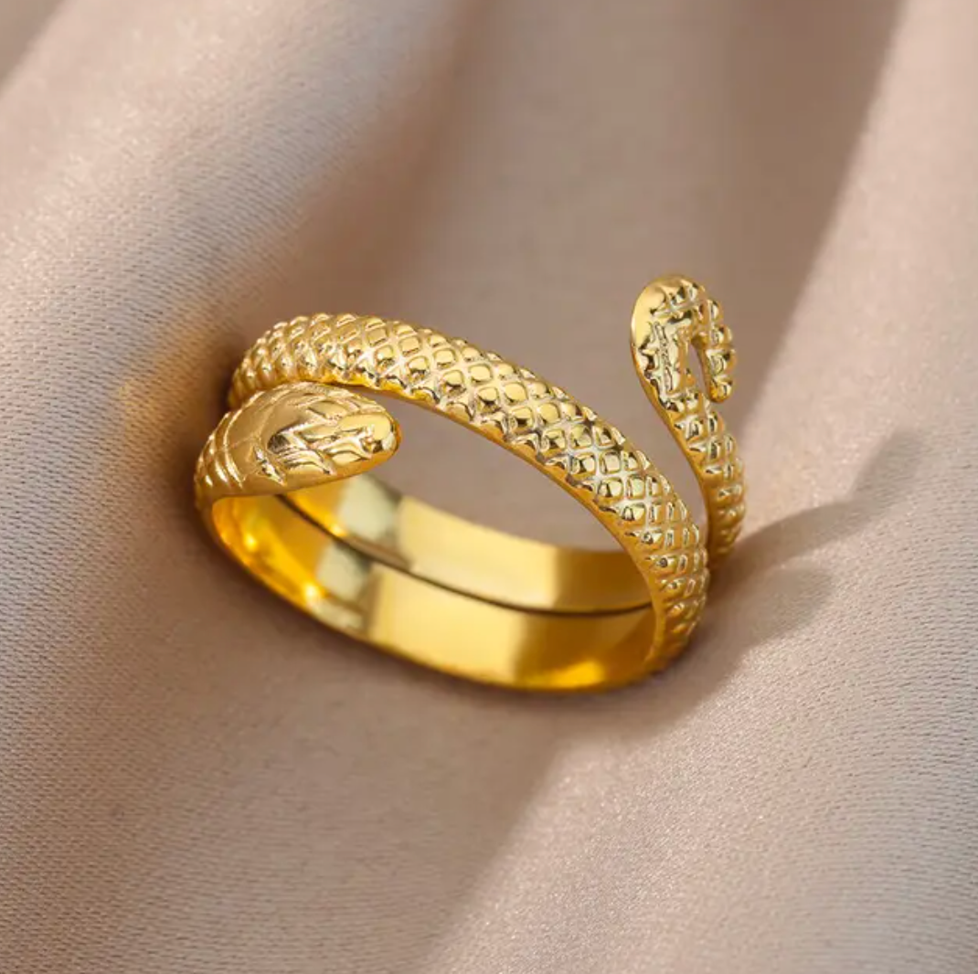 Bague de Serpent Plaquée Or de 18 Carats