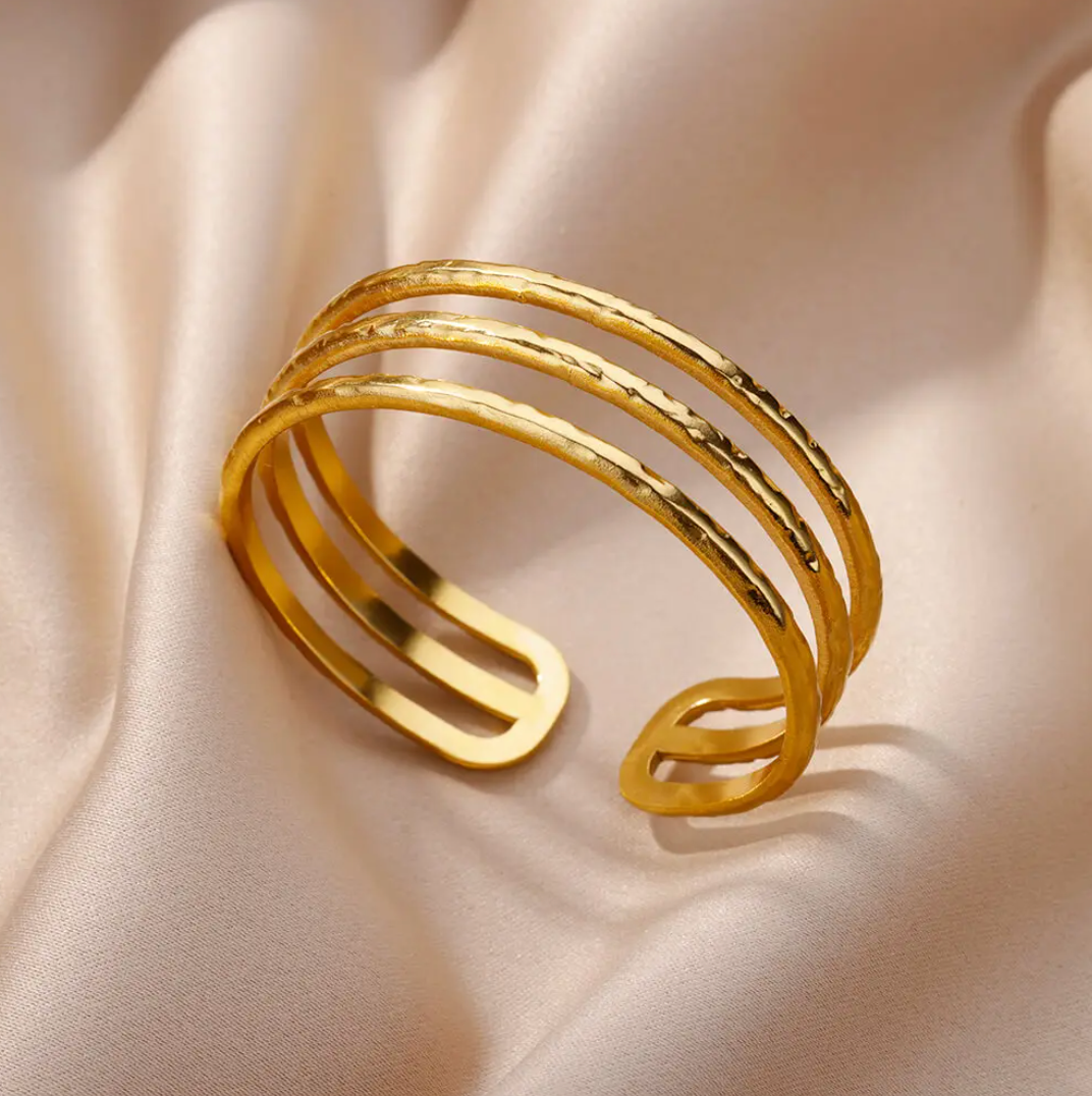 Bracelet ouvert 3 fils doré
