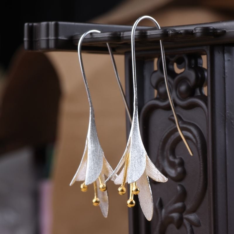 Boucles d'oreilles en fleur plaquées argent