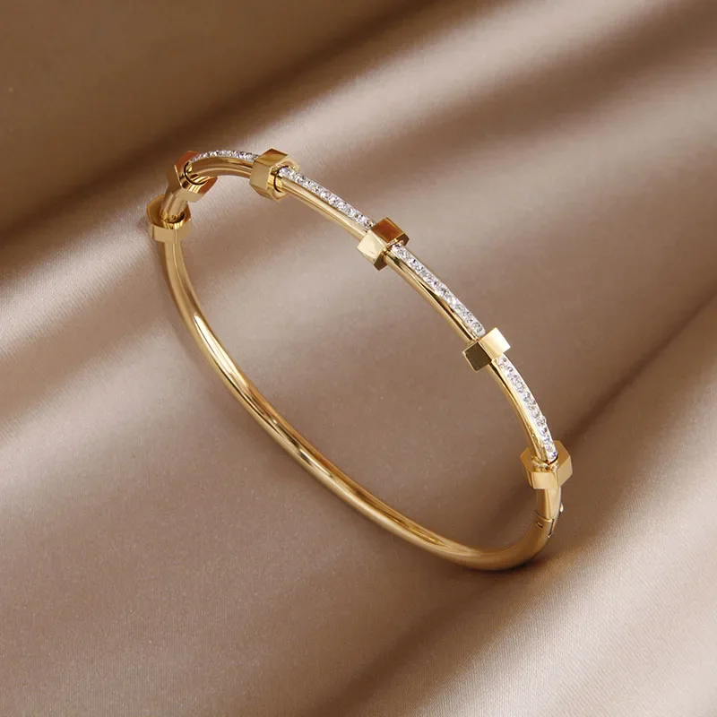 Maria - Bracelet Doré Brillant avec Dorure à l'Or et Recouvert de Moissanite