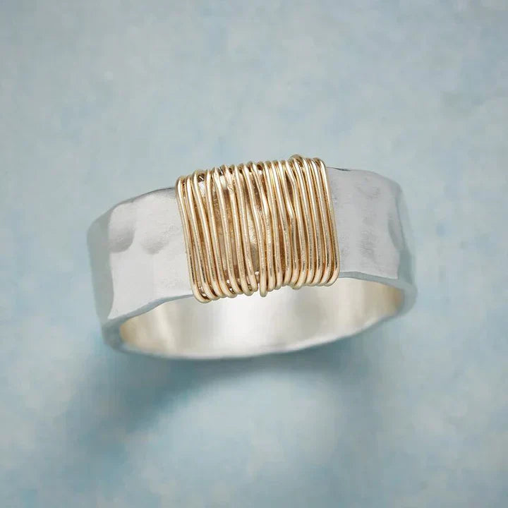 Bague en fil doré plaqué argent vintage