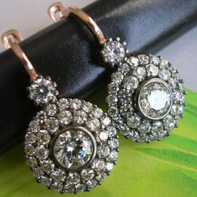 Boucles d'oreilles mandala double en zircone cubique vintage