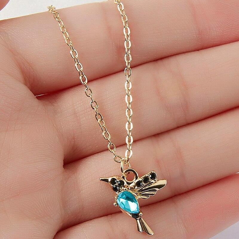 Collier colibri en émail et zircone cubique