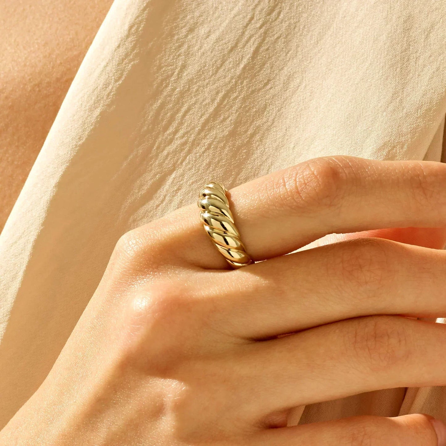 Bague croissant Dorée