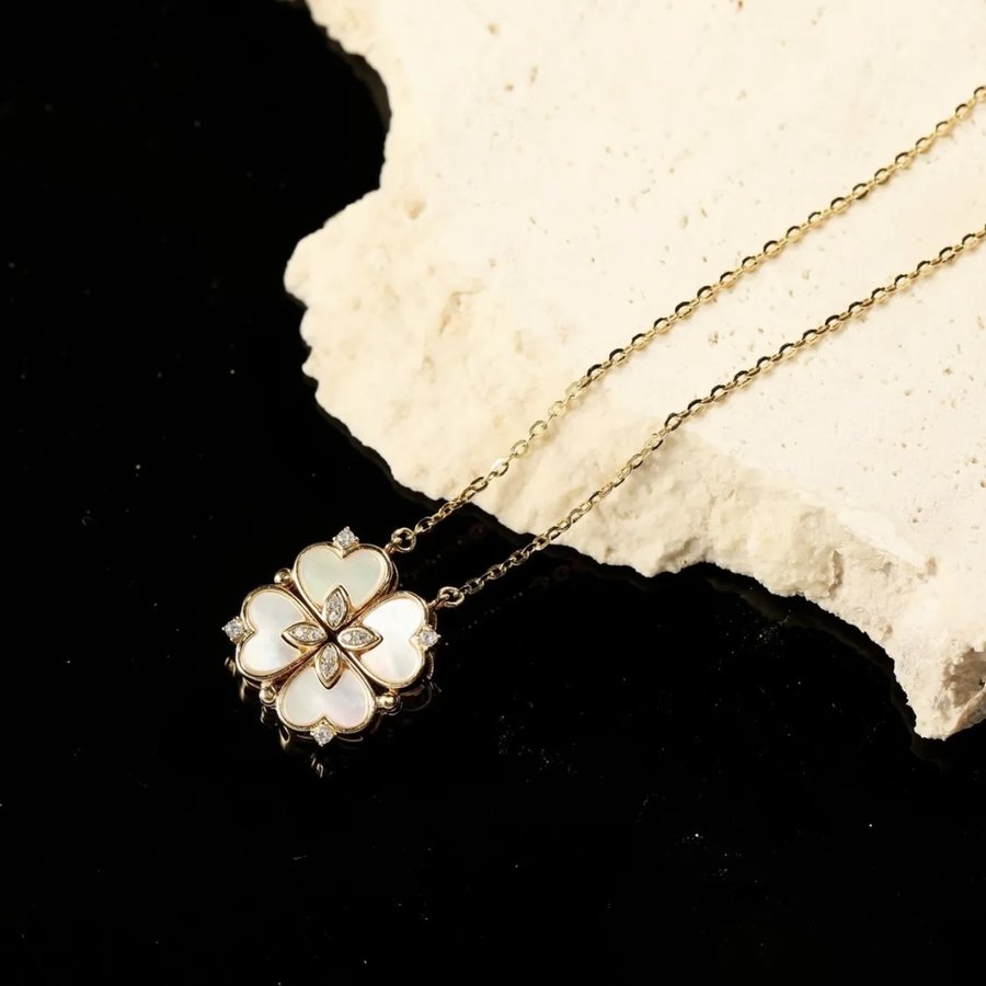 Collier Musical de Trèfle