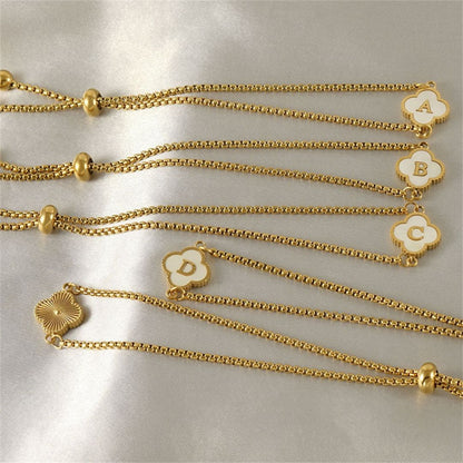 Bracelet Personnalisé avec Initiale en Forme de Trèfle