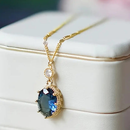 Collier Thessia Lunebray Doré
