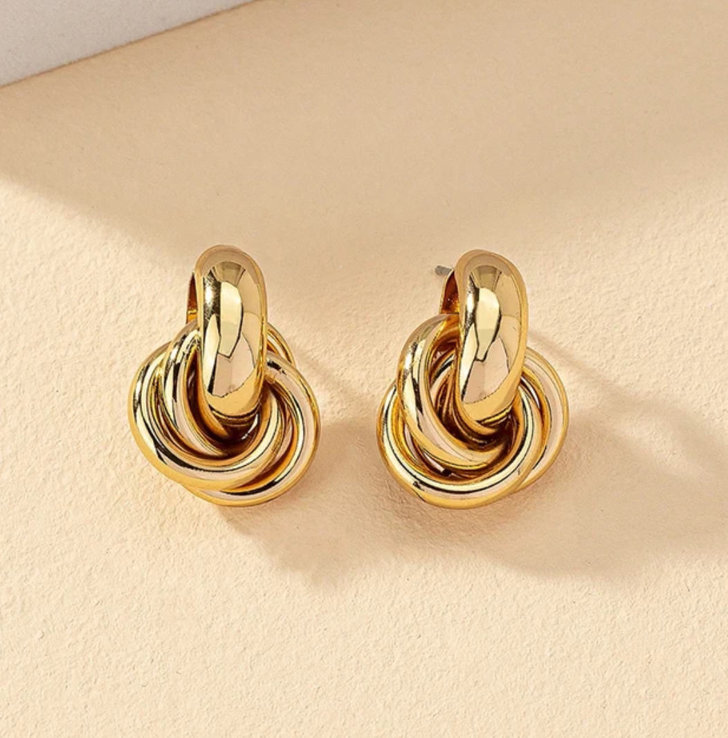 Boucles d'Oreilles d'Or de 18 Carats avec Forme Irrégulière