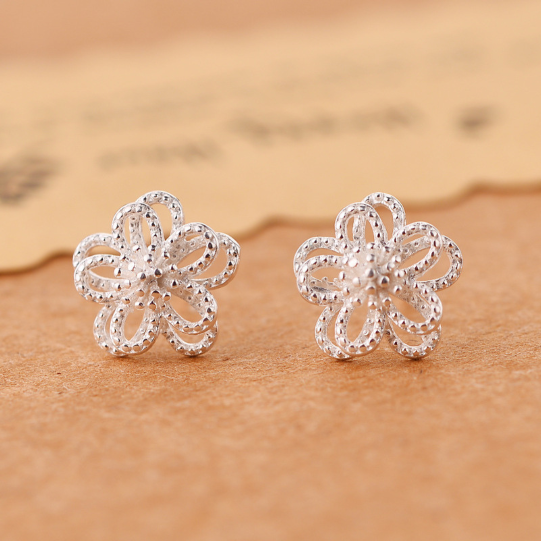 Boucles d'Oreilles avec Fleur Fine à 5 Pétales d'Argent 925