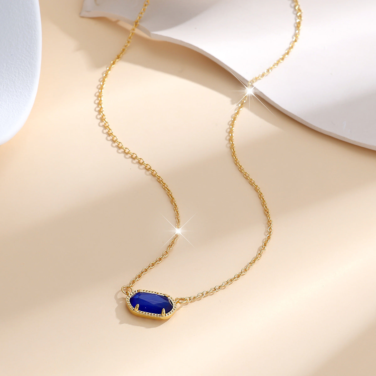 Collier saphir ovale classique Doré