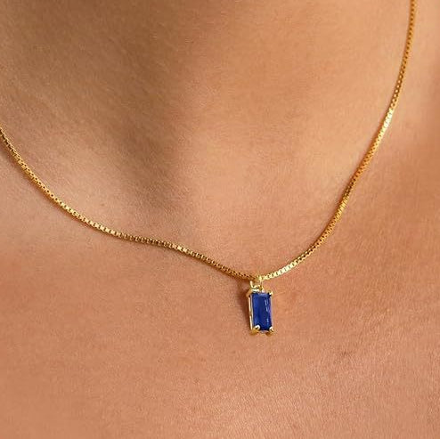 Pendentif saphir minimaliste