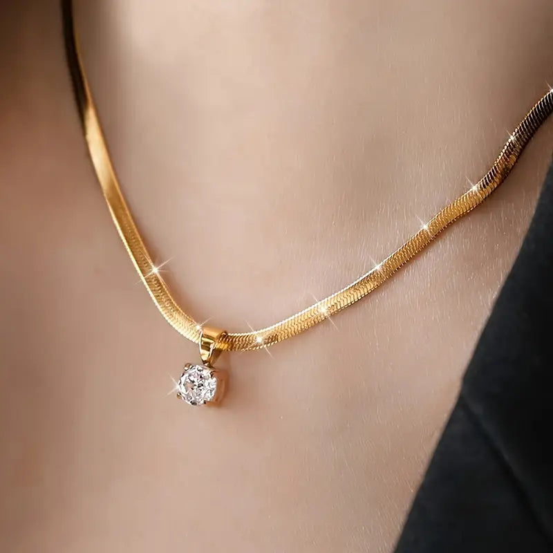 Collier pendentif élégant en strass Doré