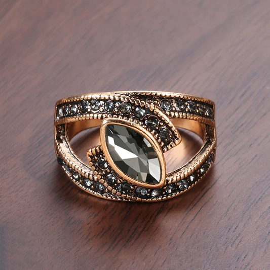 Bague Élégante avec Cristal Noir