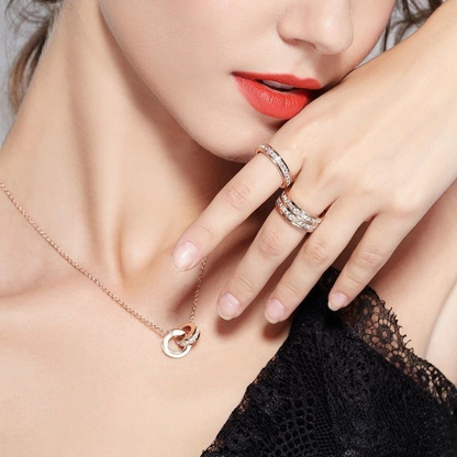 Bague Vintage Dorée avec Zircon